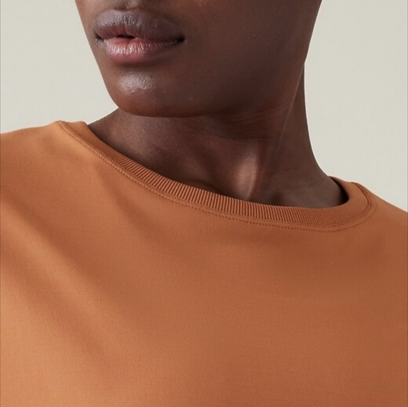 🌸 Athleta Ether Seamless Tee in Sunbaked Clay NWT - Picture 2 of 16